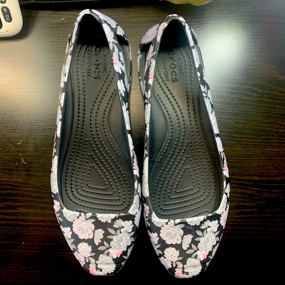 Crocs slip on
